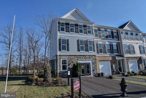 117 Sequoia Dr, WINCHESTER, VA, 22602-6876 | Card Image
