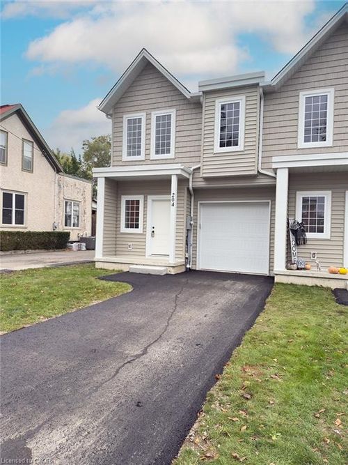 204 William St, Delhi, ON, N4B1M8 | Card Image