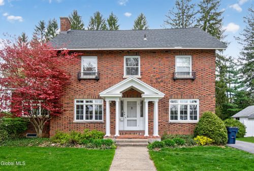 17 N Park Dr, Gloversville, NY, 12078-2504 | Card Image