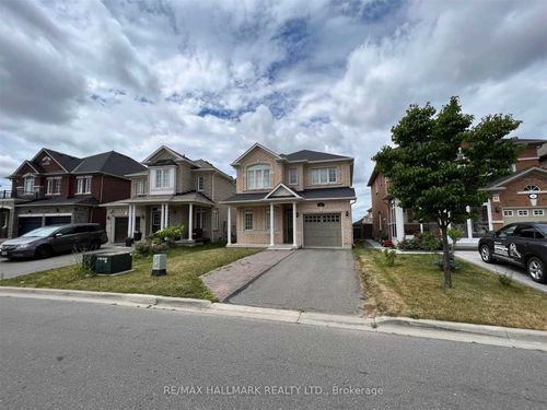 10 Coral Acres Dr, Maple, ON, L6A4S8 | Card Image