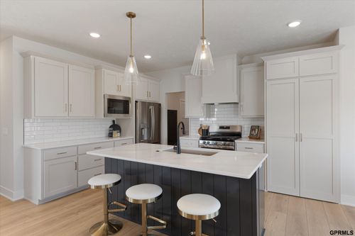 11007 S 218th St, Gretna, NE, 68028-5121 | Card Image