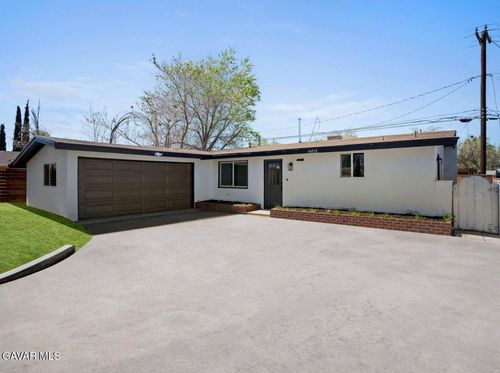 44715 Gingham Ave, Lancaster, CA, 93535-3034 | Card Image