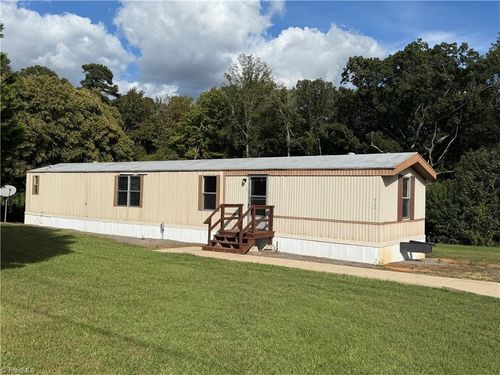 6106 Nc Highway 22, Climax, NC, 27233-9144 | Card Image