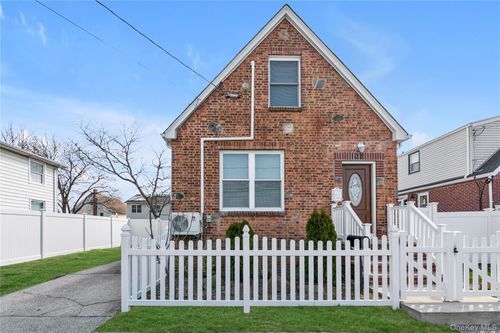 1-103 Clement Ave, Elmont, NY, 11003-2703 | Card Image