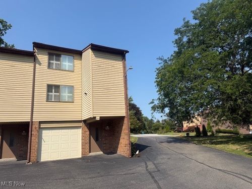 2157 Penguin Ave, Coventry Township, OH, 44319-1210 | Card Image