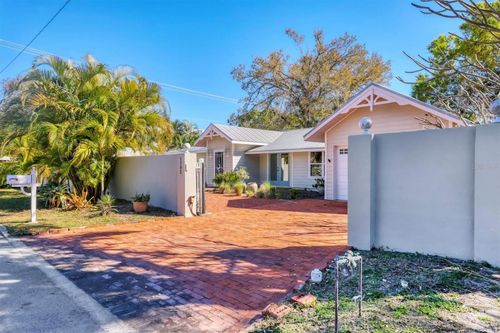 1792 Floyd St, Sarasota, FL, 34239-2114 | Card Image