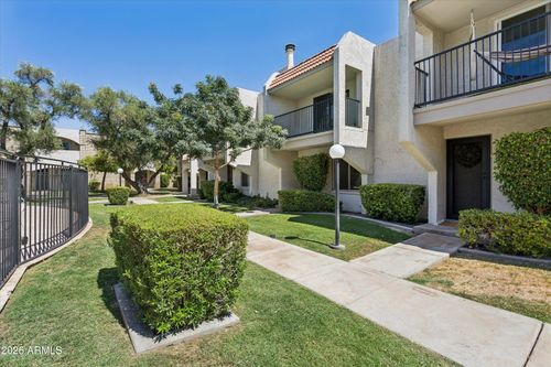 41-8225 N Central Ave, Phoenix, AZ, 85020-3560 | Card Image