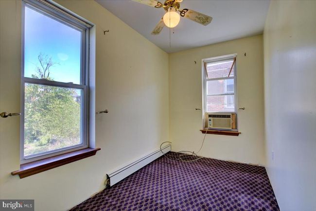 323 Spring St, Home with 2 bedrooms, 2 bathrooms and null parking in ROYERSFORD PA | Image 17