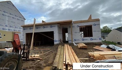 3374 Buckeye Trl, Uniontown, OH, 44685-8178 | Card Image