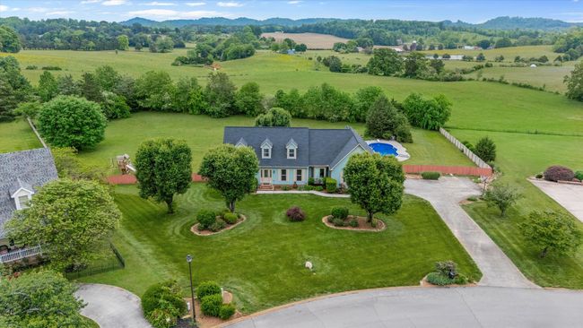 3054 Hawthorne St, House other with 5 bedrooms, 5 bathrooms and null parking in Athens TN | Image 56