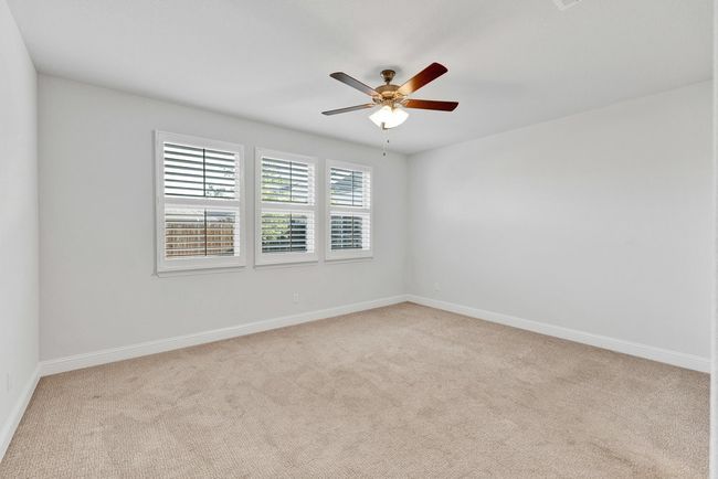 138 Nix Dr, House other with 4 bedrooms, 3 bathrooms and null parking in Hickory Creek TX | Image 12