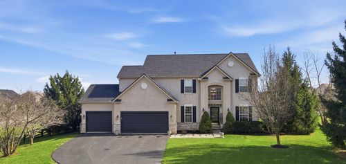 7524 Center Green Dr, Westerville, OH, 43082-9187 | Card Image