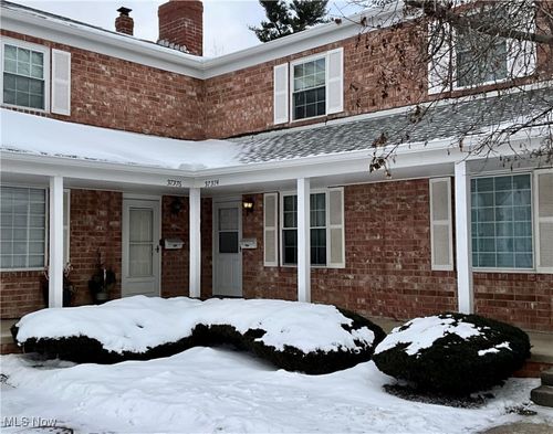 37374 Euclid Ave, Willoughby, OH, 44094-5618 | Card Image