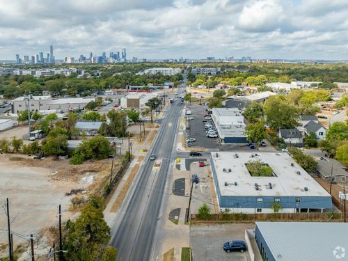 3138 Manor Rd, Austin, TX, 78723-5700 | Card Image