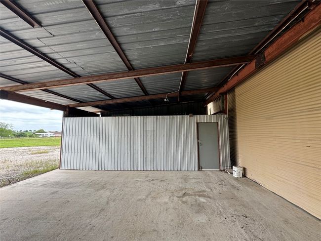 21000 Cameron Rd, Home with 0 bedrooms, 0 bathrooms and null parking in Coupland TX | Image 17