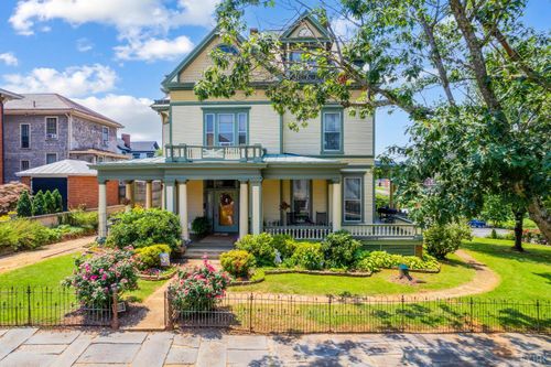 1415 Harrison St, Lynchburg, VA, 24504-5121 | Card Image