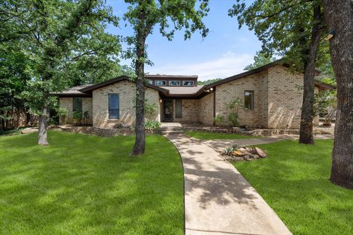 2809 Burlwood Dr, Dwg, TX, 76016-6004 | Card Image