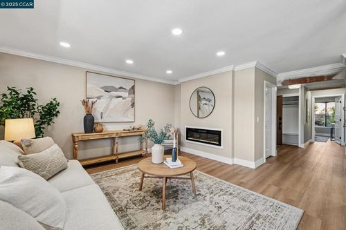 apt-14-2101 Golden Rain Rd, Walnut Creek, CA, 94595-1925 | Card Image