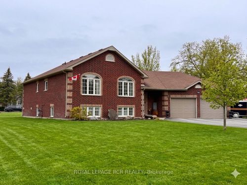 10 Fisher Dr, Everett, ON, L0M1J0 | Card Image