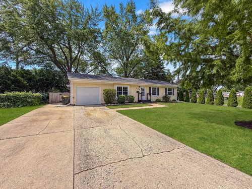 328 Thunderbird Trl, Carol Stream, IL, 60188-1608 | Card Image