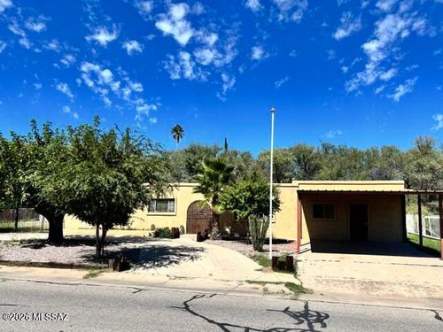 1468 W Meadow Hills Dr, Nogales, AZ, 85621-3829 | Card Image