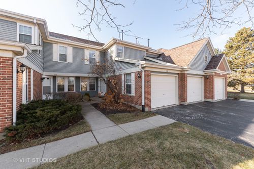 260 E Fabish Dr, Buffalo Grove, IL, 60089-6862 | Card Image