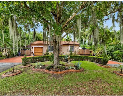 661 Falcon Ave, Miami Springs, FL, 33166 | Card Image