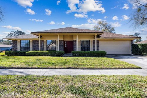 5848 Copper Lake Dr, Jacksonville, FL, 32218-7329 | Card Image