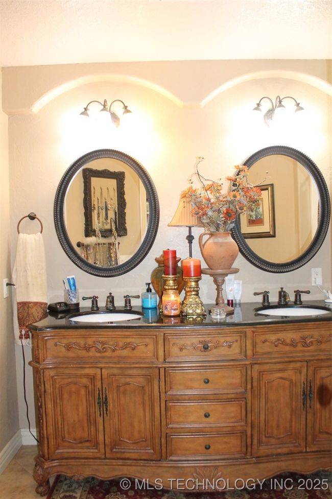 607 Garden Ln, House other with 3 bedrooms, 3 bathrooms and null parking in McAlester OK | Image 21
