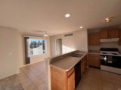 1109 Sunrise Cir, Mishawaka, IN, 46544-8207 | Card Image