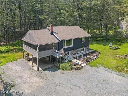 144 View Dr, Greentown, PA, 18426-4809 | Card Image