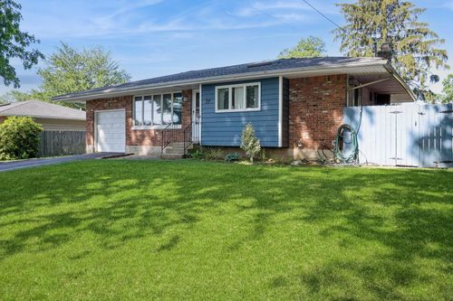 17 Sugarwood Ln, Commack, NY, 11725-3247 | Card Image