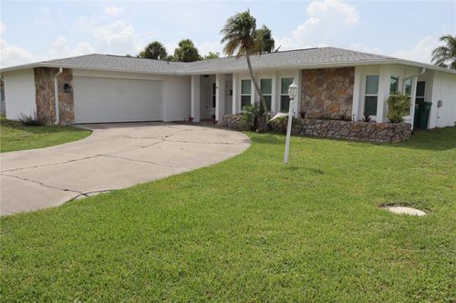 18 Golfview Ct, ROTONDA WEST, FL, 33947-2229 | Card Image