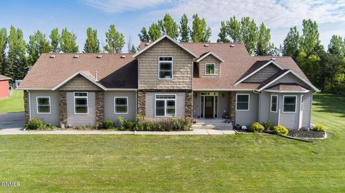 6160 Sky Ln, Bismarck, ND, 58503-6759 | Card Image