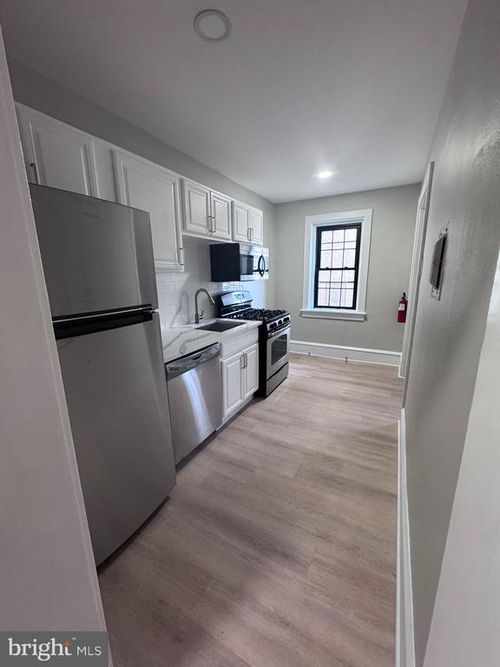 apt-b4-210 E Maple Ave, MERCHANTVILLE, NJ, 08109-2657 | Card Image