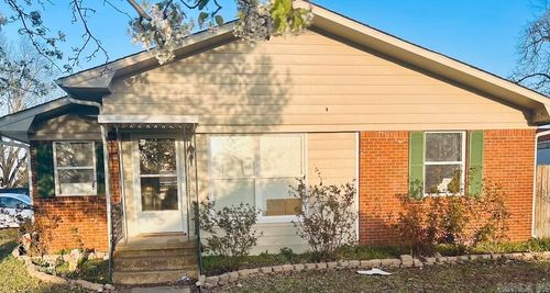 208 N 4th St, Marmaduke, AR, 72443-9435 | Card Image