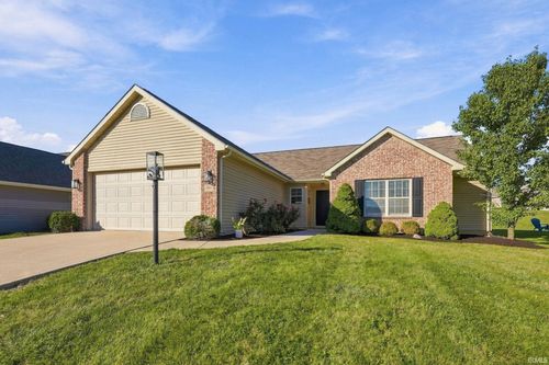 8928 Strathmore Lane, Fort Wayne, IN, 46818 | Card Image