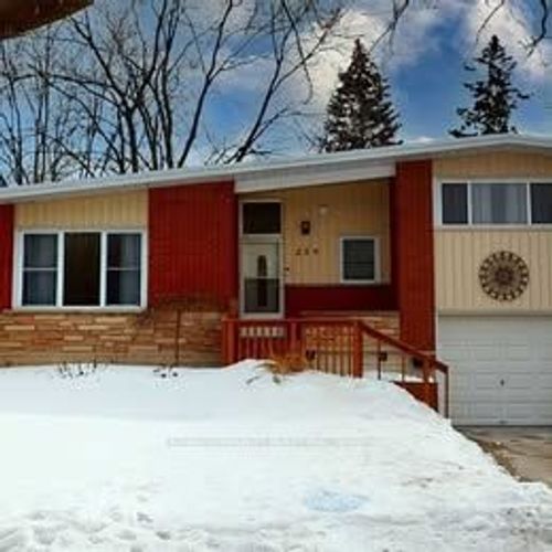 259 Ross Ave, Kitchener, ON, N2A1V7 | Card Image