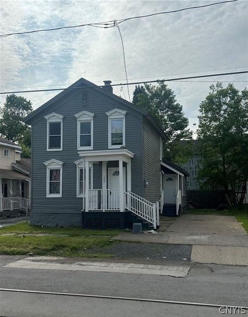1124 Schuyler St, Utica, NY, 13502-4451 | Card Image