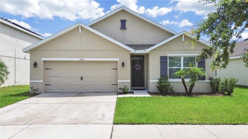 8112 Bilston Village Ln, GIBSONTON, FL, 33534-2461 | Card Image