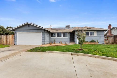 2701 Zinfandel Dr, Rancho Cordova, CA, 95670-4826 | Card Image