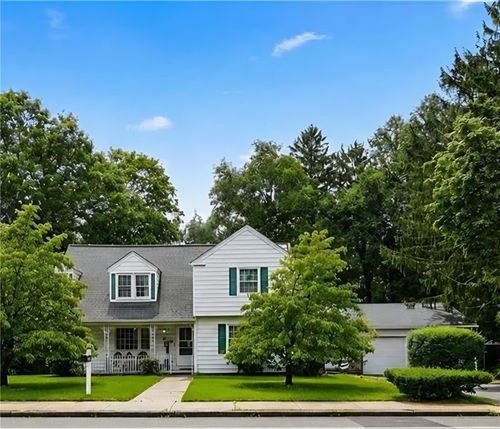 61 Knotty Oak Rd, Coventry, RI, 02816-8306 | Card Image