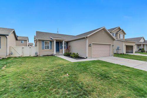 2368 E Hitching Post Dr, Eagle Mountain, UT, 84005-2001 | Card Image