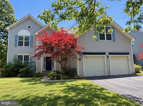 1 Durham Way, East Windsor, NJ, 08520-2822 | Card Image