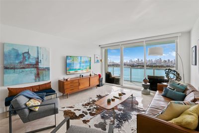 1605 - 650 West Ave, Condo with 1 bedrooms, 1 bathrooms and null parking in Miami Beach FL | Image 3