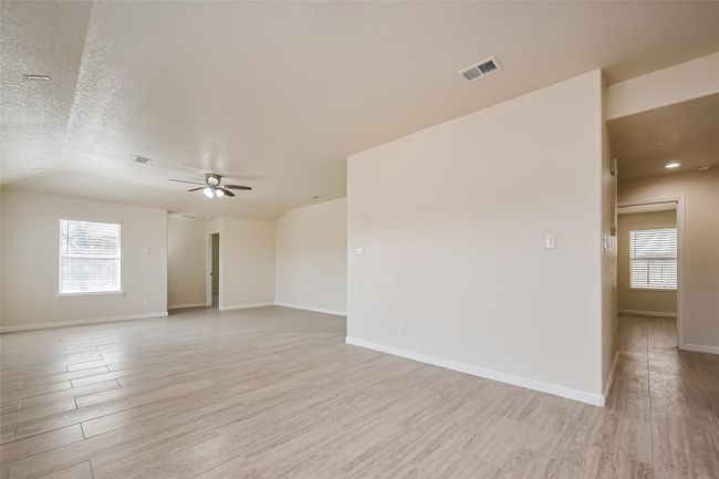 9622 Sugarblossom Ln, House other with 4 bedrooms, 2 bathrooms and 2 parking in Sugar Land TX | Image 10
