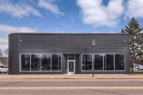 521 N Bridge Street, Chippewa Falls, WI, 54729 | Card Image