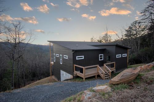 365 Peaks Dr, Hayesville, NC, 28904-1693 | Card Image