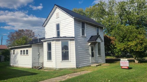 300 W 5th St, Waverly, OH, 45690-1431 | Card Image