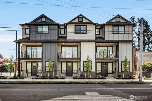 b-703 5th Street Sw, Puyallup, WA, 98371 | Card Image